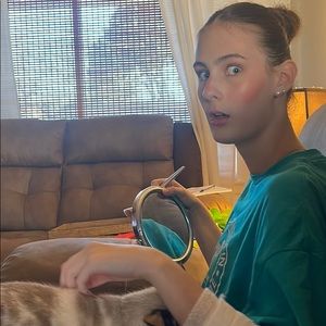 Meet your Posher, Amanda